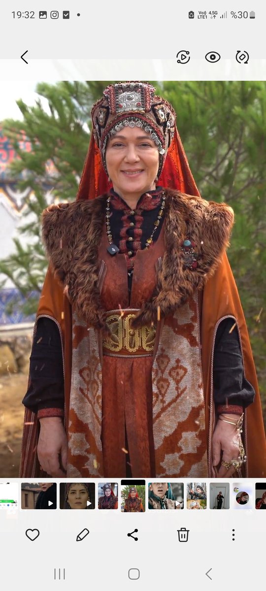 osmanlıların soy anası devlet ana malhun sultan

#HoşgeldinDevletAna #MalhunSultan #FatmaHatunNerede