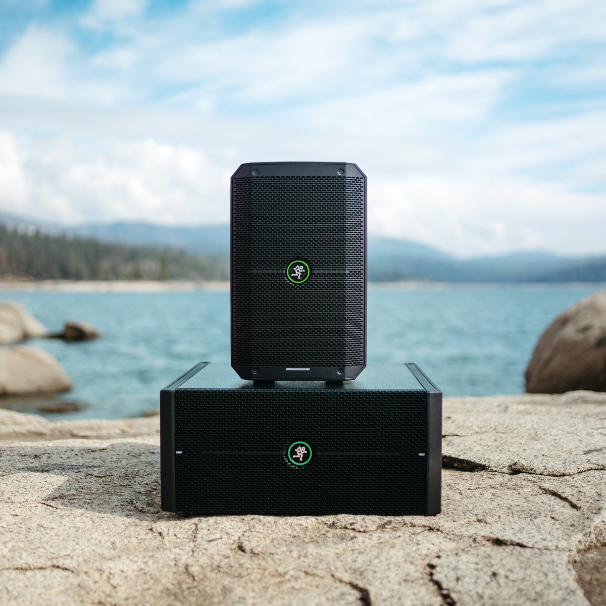 ImportMusica's tweet image. La serie Mackie GO no solo es robusta sino también funciona con baterías recargables incluidas. Lleva tu fiesta, actividad o evento a los lugares donde no hay electricidad disponible y disfruta de un sonido potente y fiel con las personas que importan.