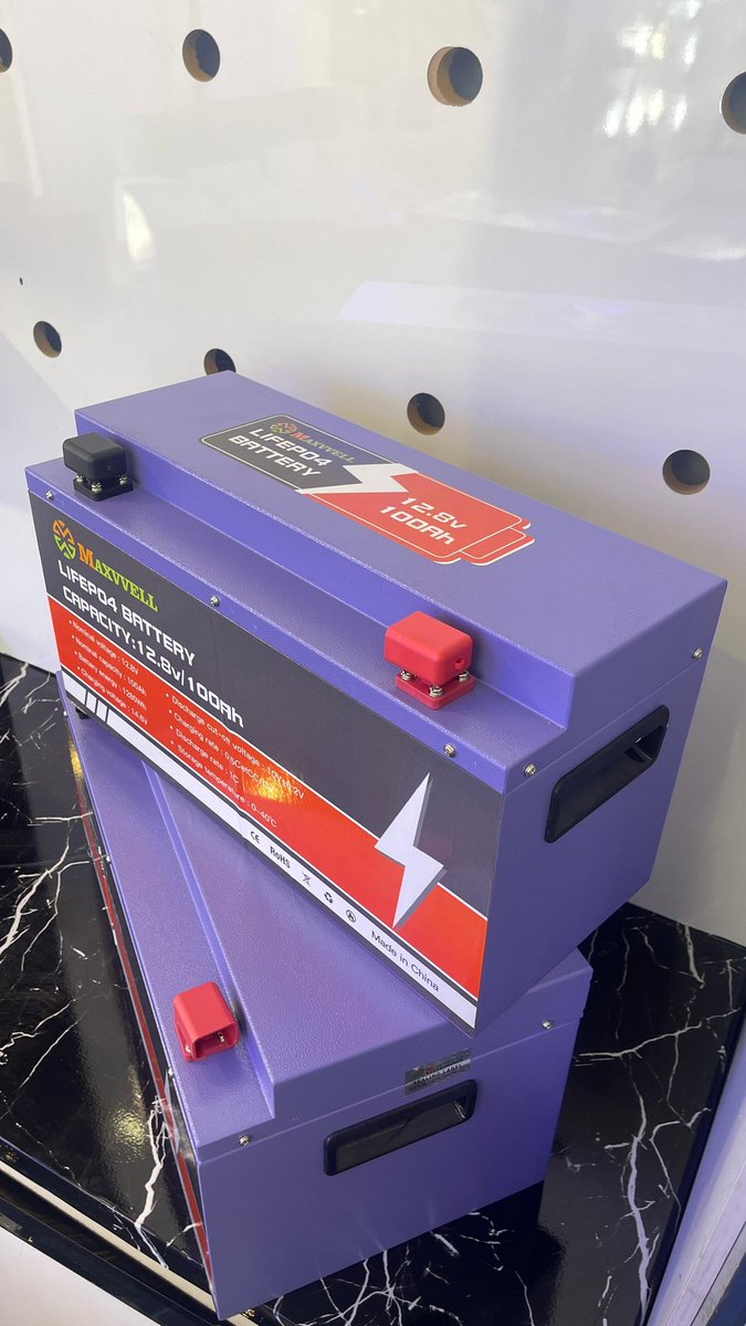 EasyPowerHub's tweet image. MAXWELL LIFE PO4 BATTERY AVAILABLE IN STOCK 
3.84KWH/300AH
PRICE:  600,000
CONTACT US FOR ALL YOUR SOLAR/ INVERTER SYSTEM, ELECTRIC FENCE WIRE, SOLAR STREETLIGHTS AND CCTV CAMERAS INSTALLATION
Dm us at: +234 808 505 3131