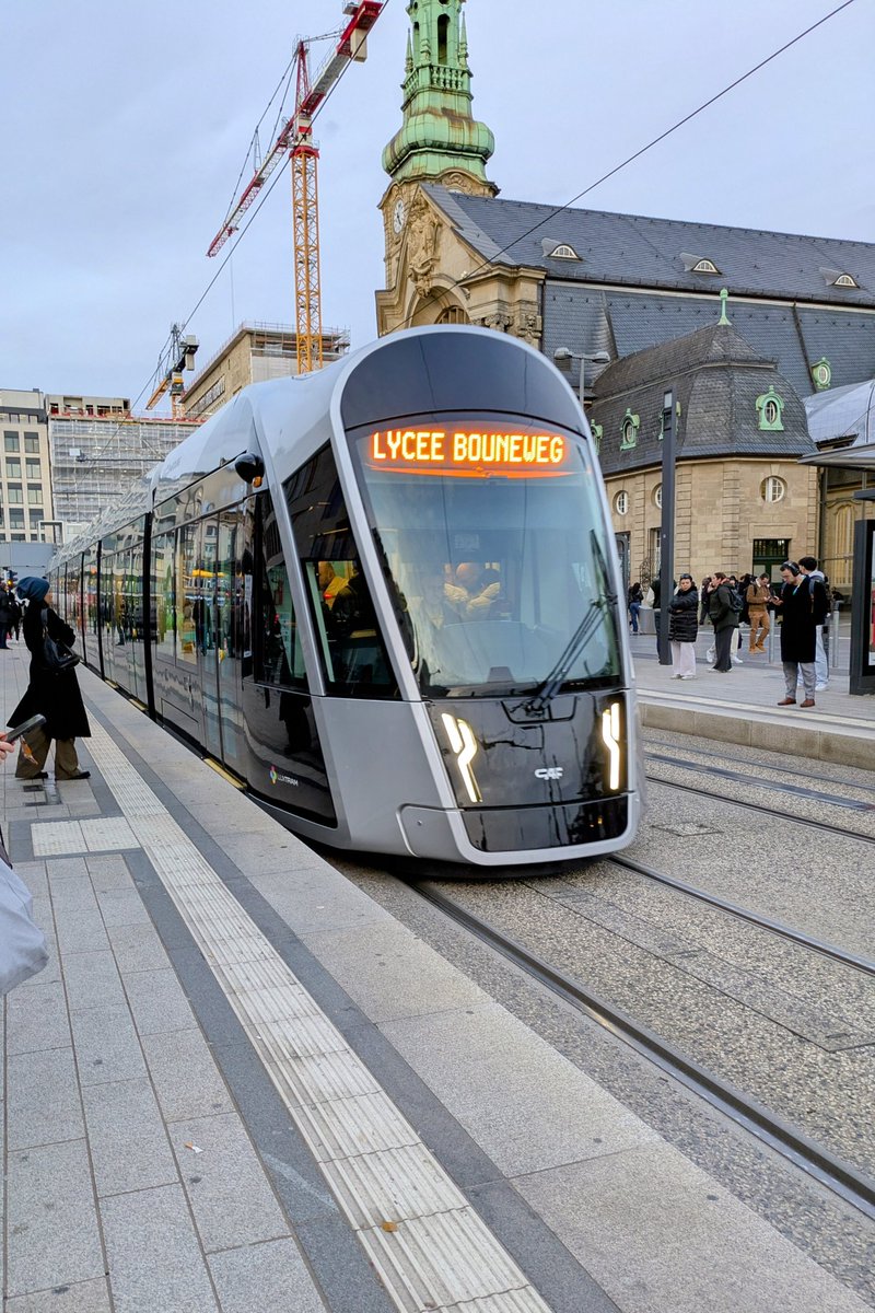 gregmulls's tweet image. Hello, aujourd'hui je parcours ma ligne principale, je vais assurer le

#TGV2887 de Luxembourg à Paris gare de l'Est départ 18h46

Arrêt à Thionville, Metz et Champagne-Ardenne-TGV

Bon voyage 🚄.....
#TGV #inOui #SNCF
