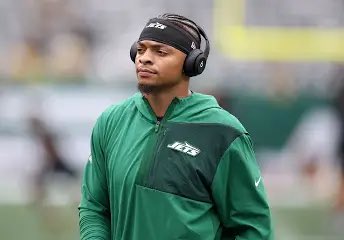 🚨🚨UPDATE 

#Jets Justin Fields will remain starting QB