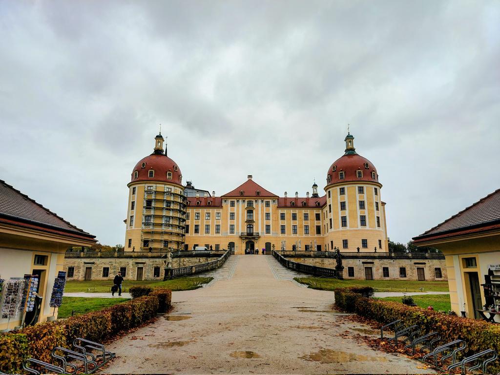 Auch bei strömenden Regen sehenswert.
Schloss Moritzburg