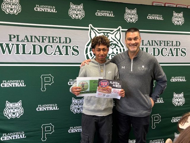 Leo Perez is our Male Athlete of the Week (10/6-10/11). He scored the first goal in a victory over Joliet Central and then scored the GW goal on Senior Day vs Neuqua Valley. Congrats Leo!
#AStudentAbove
<a href="/jerseymikes/">Jersey Mike's Subs</a> <a href="/Mr_Chlebek/">PHS Wildcats</a> <a href="/BoysSoccerPCHS/">PlainfieldCentralBoysSoccer</a>