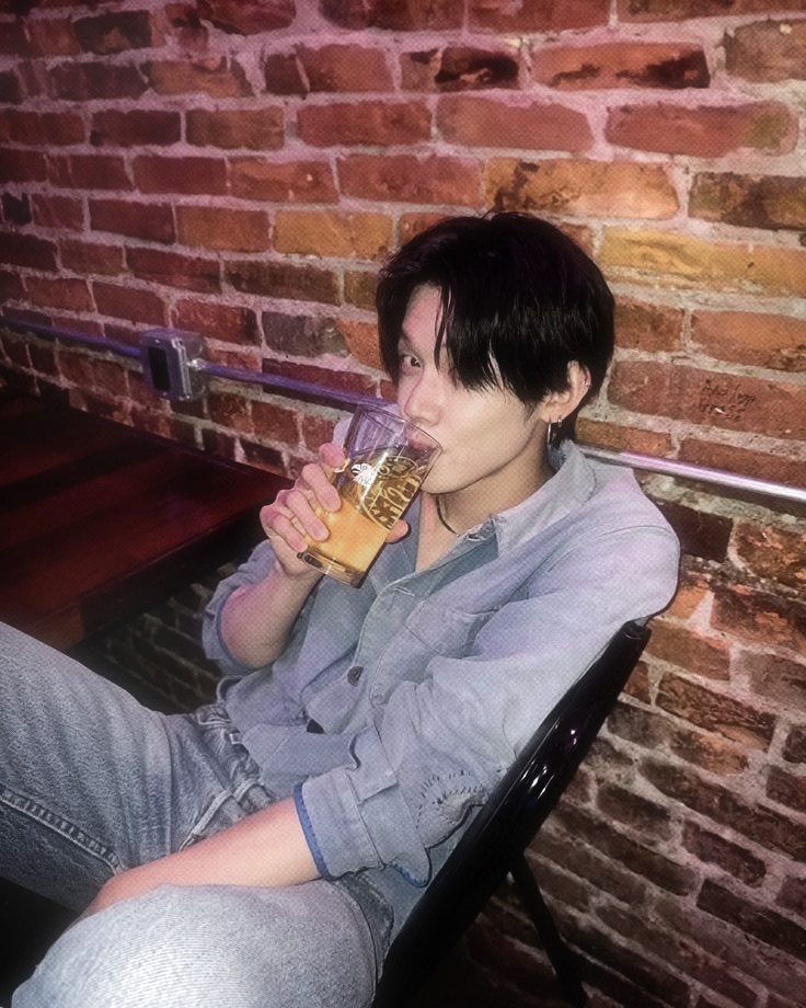 notturnius's tweet photo. ㅤㅤ
pov: você enlouqueceu, aceitou namorar comigo e agora essa é sua galeria
ㅤㅤ https://t.co/BmJgwN8ePe