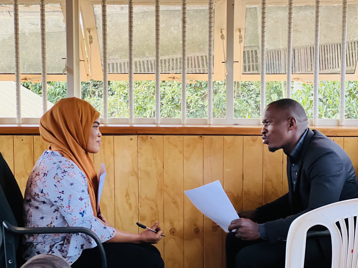 YARIDUganda's tweet photo. Learners in our Job Training &amp; Placement Program (JTP) gain hands-on skills through mock interviews and confidence-building sessions. 💼

Thanks to Mangali Geofrey #GrandHubCafe, Ivan Agaba @radiomariaug , and others for their support. https://t.co/2IqmfYMyOi
