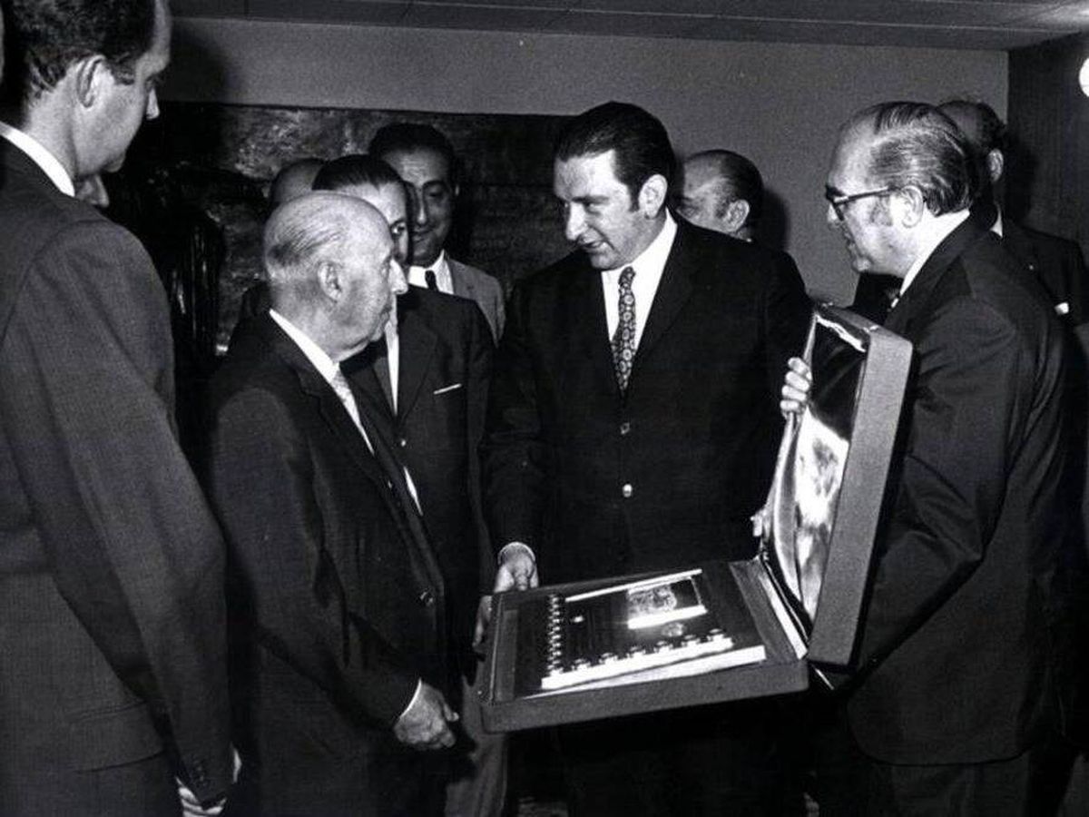 Com diu ell, la realitat és tossuda, i aquesta gentola sempre amaga alguns fets històrics per continuar amb el relat que el nacional barcelonisme ens ha intentat encolomar sempre. Una imatge val més que mil paraules... #RCDE