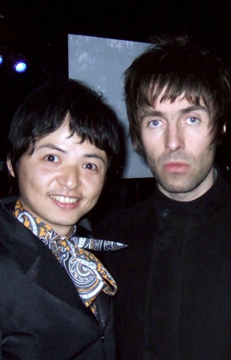 TheparrotsJP's tweet photo. リアムは熱心にアビーロード東京へパロッツを観にきてくれる。
彼はBeady Eyeの時も、Pretty Greenのプロモ来日の時でさえ会いにきてくれた。
そしていつも決まってRainをリクエストし、筋金入りのマンチェスター訛りでお前らサイコー、を連呼してくれる。
その言葉、そのままあなた達にお返しします。 https://t.co/GhhykaKb05