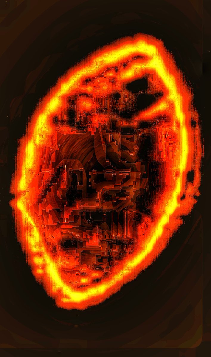 Bradj19699's tweet image. Cute 😍 doorcam photo 
Looks like someone in driving the egg
#doorcam 
#whatisit
#nhi