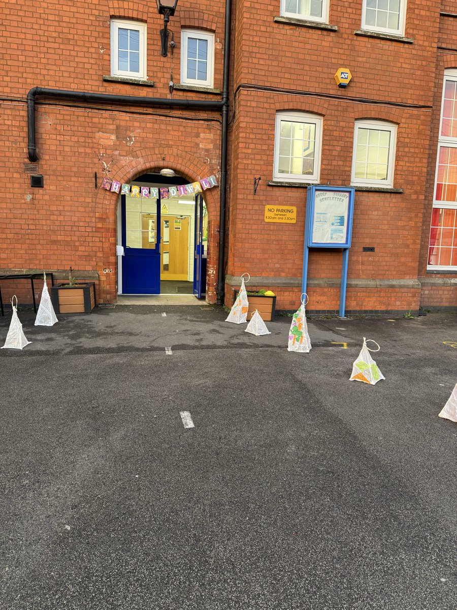 Mr Browne tweet media