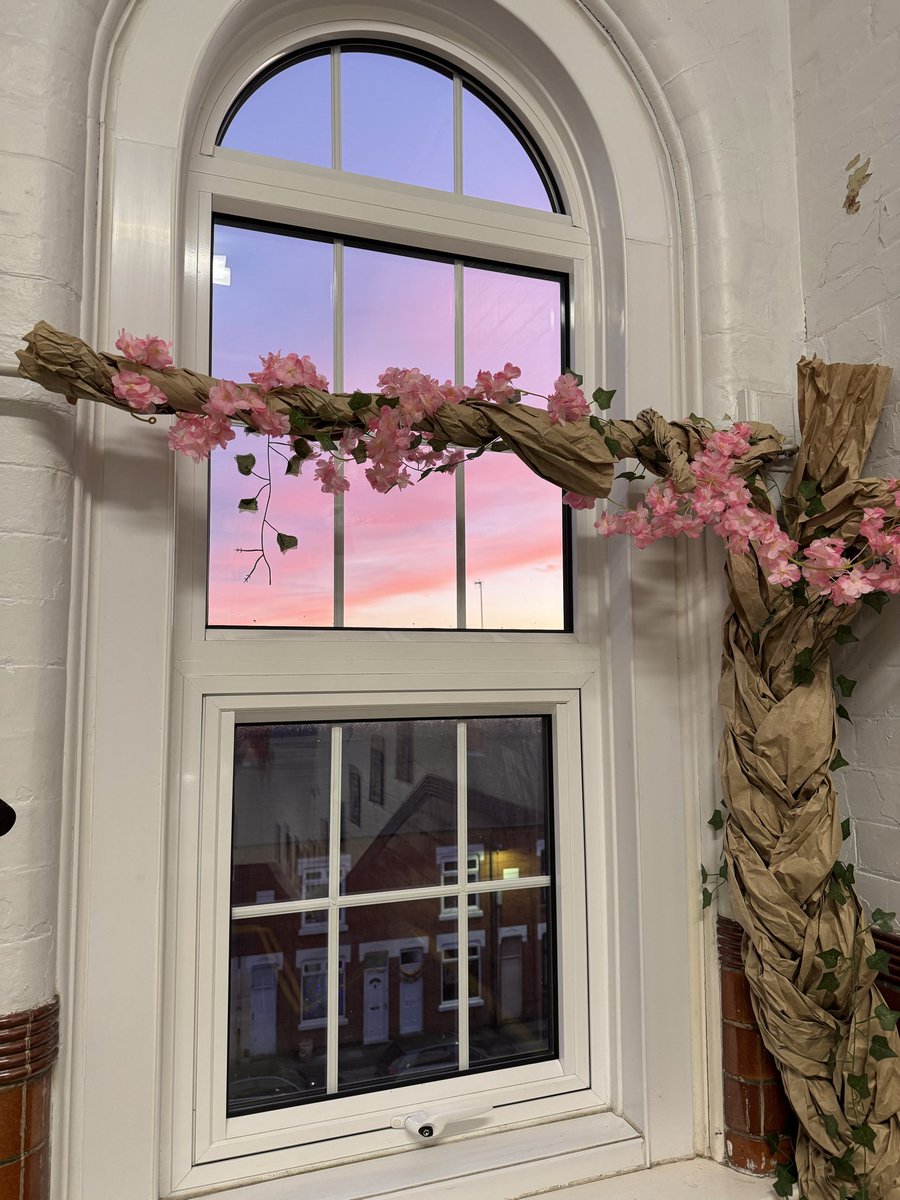 Just a reminder! Year 4s and 6s Diwali show is today at 6:00pm!

Children are expected to arrive at 5:30pm. The audience can start to fill the hall at 6:00pm.

Can’t wait to showcase our hardwork whilst celebrating a significant celebration in Hinduism.

<a href="/AbbeyMead_TMET/">Abbey Mead Primary Academy</a>