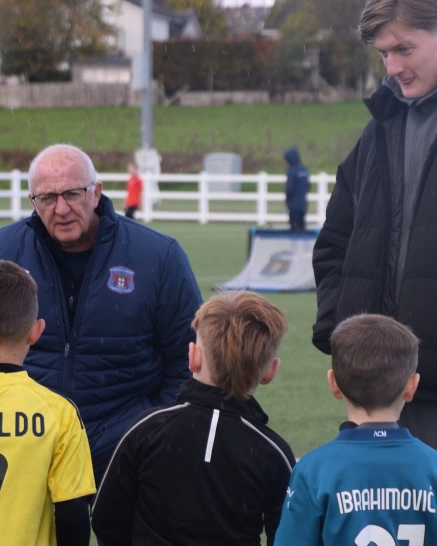 It was absolutely fantastic to have Gabe Breeze visit our Penrith Soccer School this afternoon to take time to interact with all of our participants. 📷

A big thank you to Gabe for his time! 👏