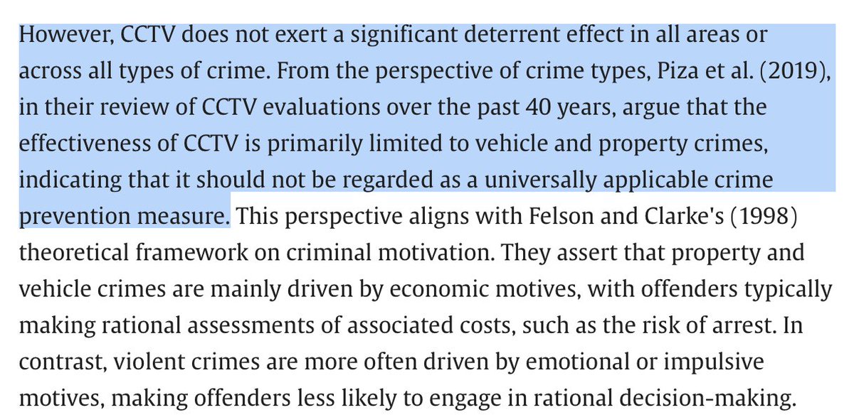 sebastianjroche's tweet image. Pas de baguette magique "La vidéosurveillance n'exerce ni un effet dissuasif significatif dans tous les domaines ni pour tous les types de crimes. Les évaluations de la vidéosurveillance au cours des 40 dernières années affirment que l'efficacité de la vidéosurveillance se limite