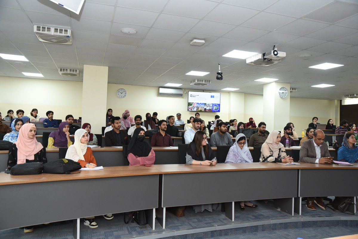 JMC_NUML's tweet image. Jean Monnet Chair, NUML organized a seminar on Erasmus Mundus scholarship on 22 Oct 2025. Final semester students from all disciplines attended the session. Resource persons, Faizan Hayat and Hafiz M. Ahmed, guided students in documentation &amp;amp; effective application preparation.
