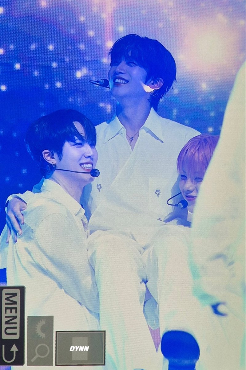 yorangdandanie's tweet photo. this big babie just wants to be lifted 🥹🫳 https://t.co/31uX4EPld2