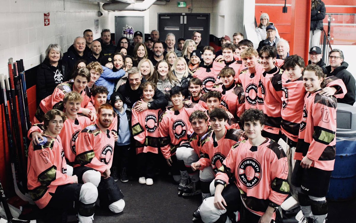 Brad Marchand, Andrew Bodnarchuk drop everything to support close friend after tragedy

The two professional hockey players travelled to Nova Scotia to be replace J.P. MacCallum as guest coaches for a Nova Scotia Under-18 Hockey League game in Halifax.

saltwire.com/nova-scotia/ha…