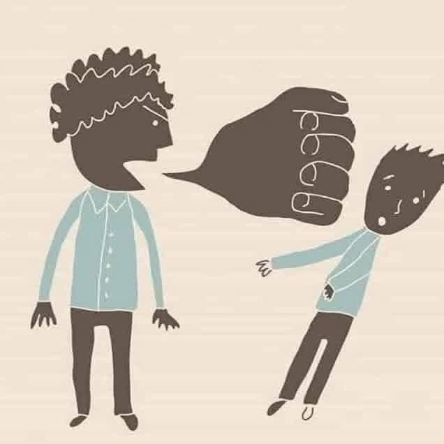 إيّاك أن تتخلّى عن القِيَم التي تُعَدّ أنبَل المكاسب وأثمَن الأرباح، وأجمَل الثمار تشَبَّث بالصدق ولا عليك ممن يُشَوِّه وَجه الصدق النقيّ وتمَسّك بالإخلاص وإن زعموا أن المُخلِص مُغَفَّل، واعلَم بأنّك على دوافعك تُجزَى وعلى سرائرك تُعطَى، وعلى نواياك تُرزَق
<a href="/A_SH996/">القائد عمار شميس</a>