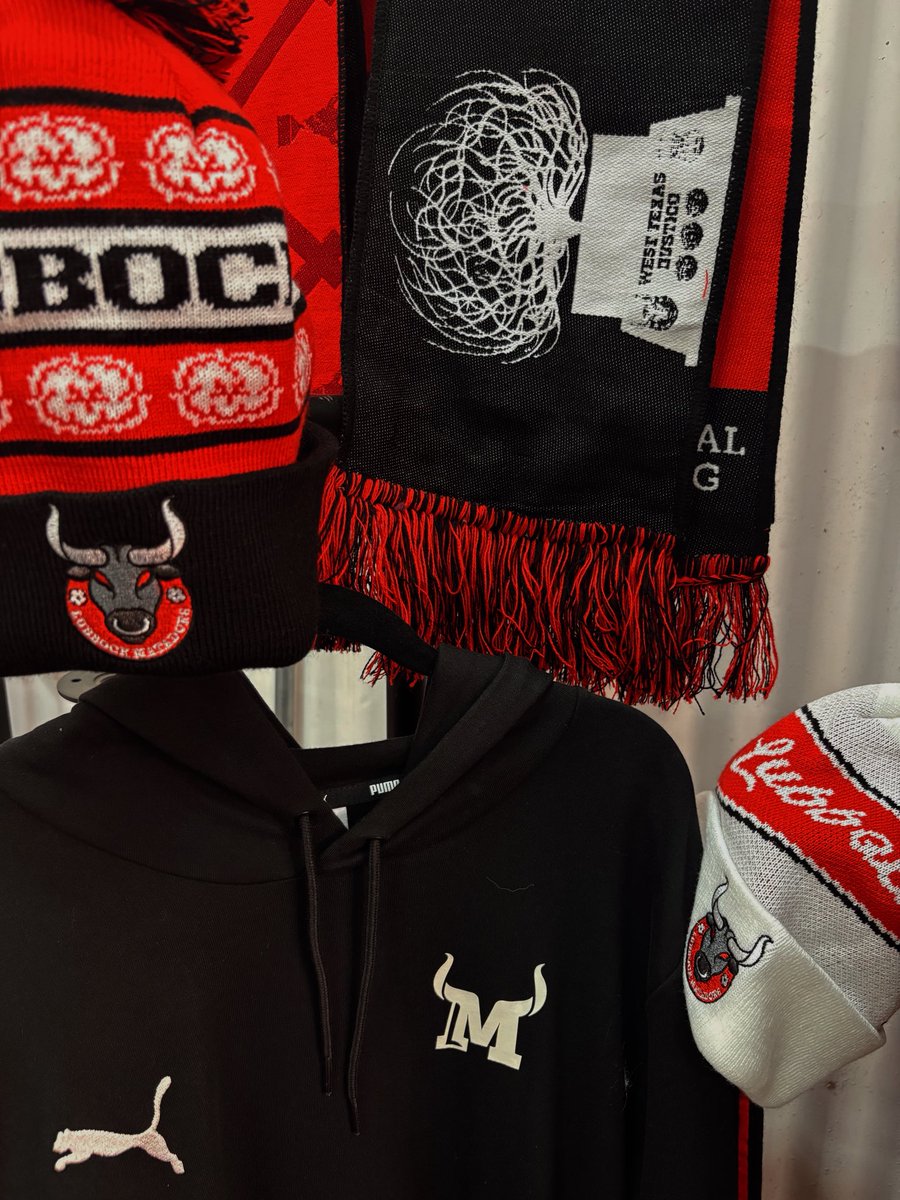 The cold is here! Stay warm in Matador gear! We have hoodies, scarves, jackets, and beanies! (Youth sizes as well) The store will be closing at 4pm today!⚽️