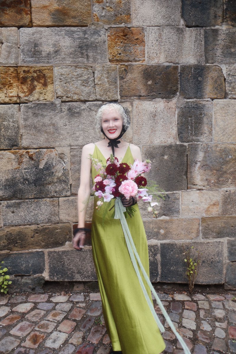 Life is but a dream. 💕 Annie wears Jane's Vanity in Prague with a bouquet of her own design, photographed by Olive Glass. Shop her look > buff.ly/mFlIeM4