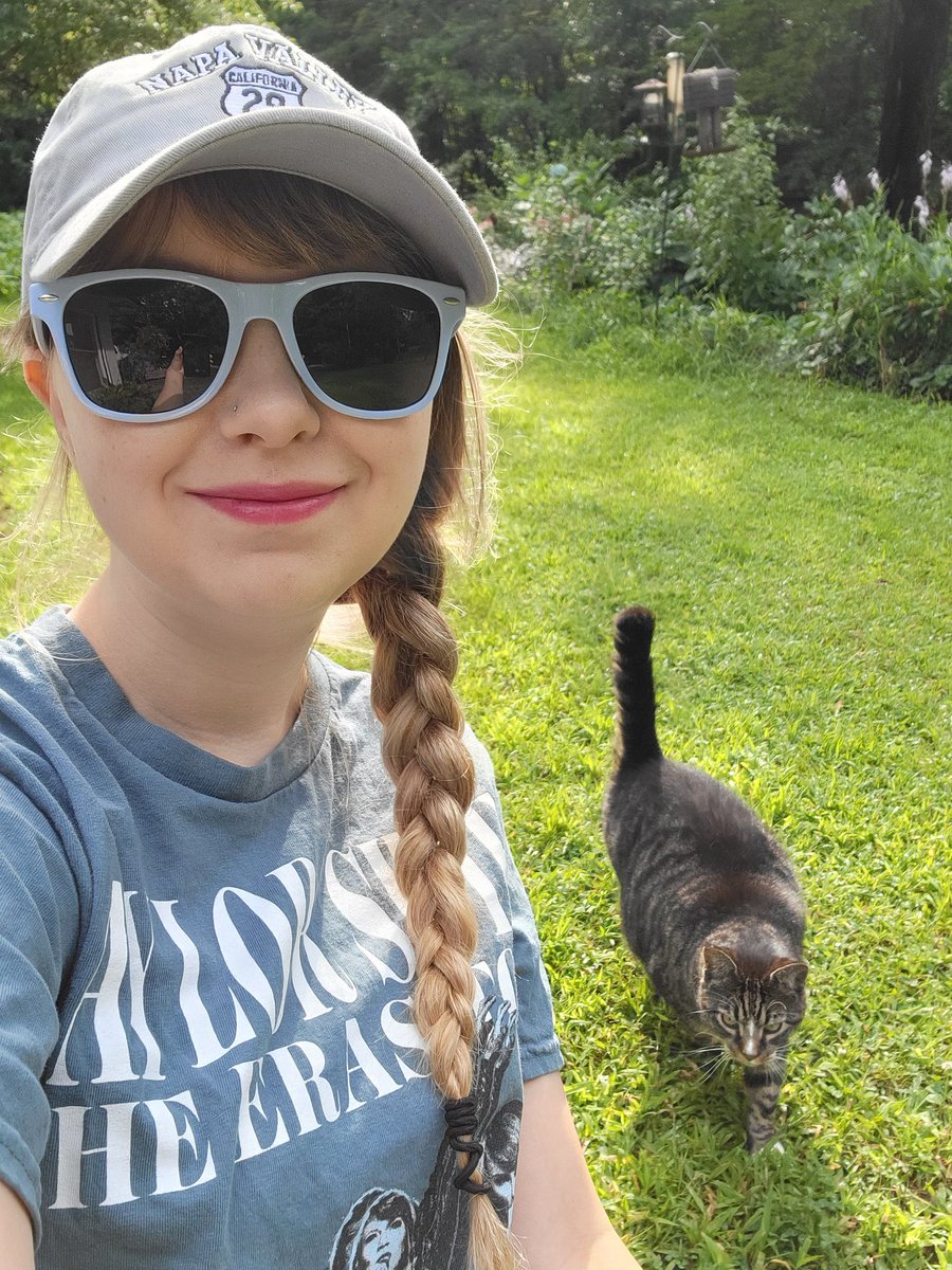 kenziepage1989's tweet image. happy #NationalCatDay from me and  binx 🫶