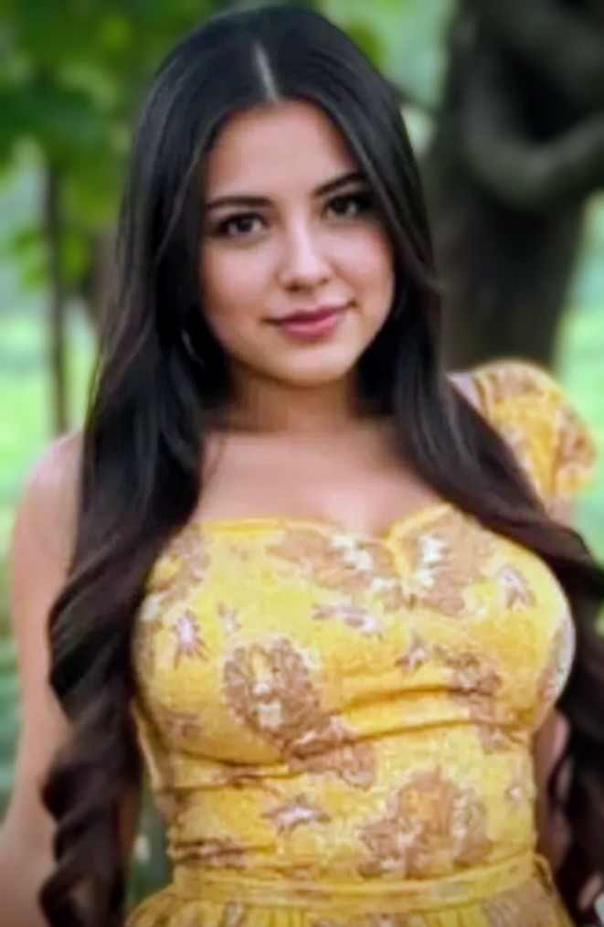 يجب ان نتعلم الأكتفاء بأنفسنا .. كي لا ينقصنا قرب أحد .. أو يؤلمنا بعده ..
مسااء المحبه حبايبي..