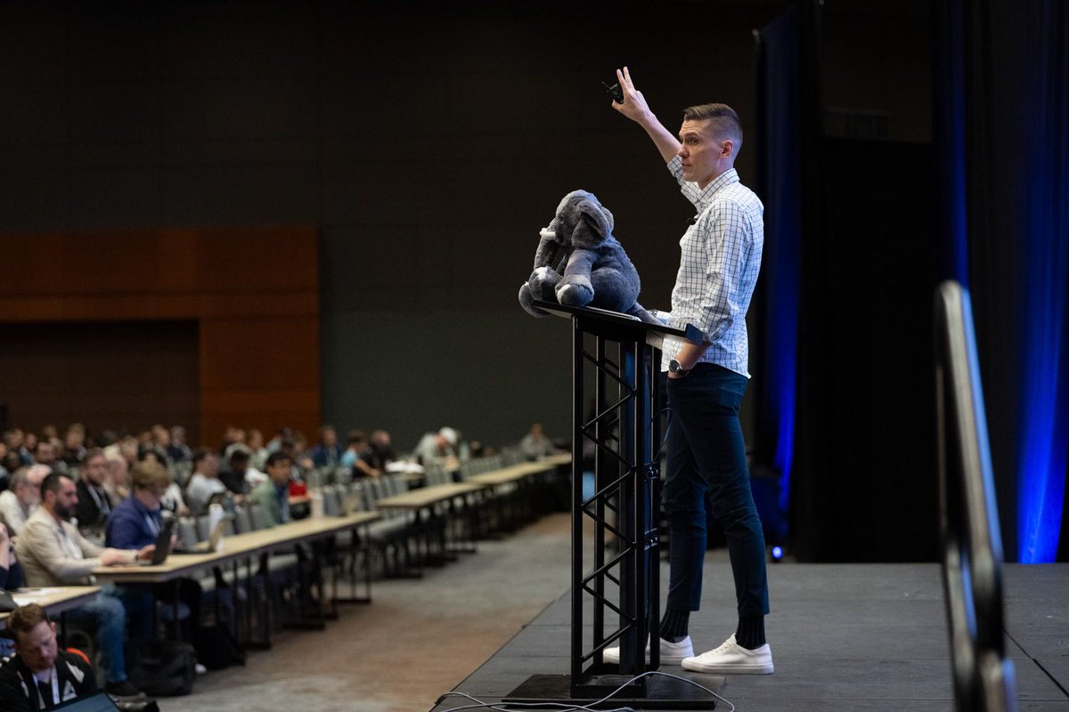 shanecglass's tweet image. New profile picture from my keynote talk, courtesy of @AllThingsOpen! Thanks for a great time, an awesome conference, and this picture too!