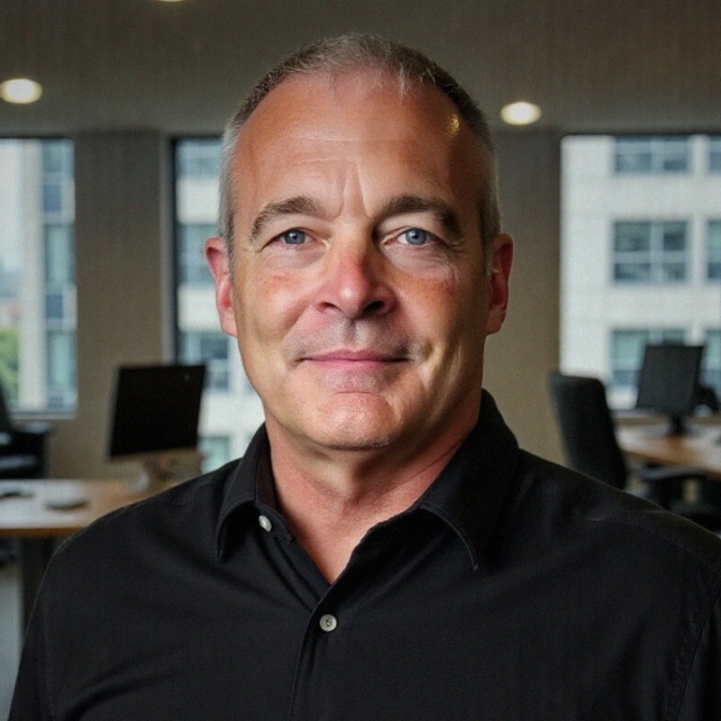 ConnectedAndrew's tweet image. In this episode, I interview Michael Helfrich (@mikehelfrich1), founder and CEO of   BlueForce Development Corp. (@blueforcedev) where we discuss the impact of dual-use #military #technologies on first responders and #FrontlineWorkers. 

We explore how these technologies enhance…