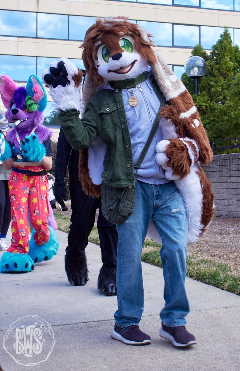 Ya... I do be kinda short TuT"