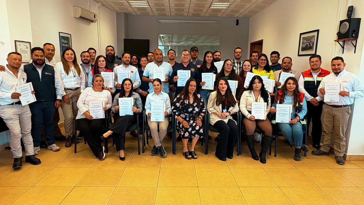 MDSNMexico's tweet photo. Minas de San Nicolás participa por primera vez en el DINAPREQ 2025, organizado por @PROFEPA_Mx 

Reafirmamos nuestro compromiso con la seguridad y la protección ambiental. #DINAPREQ2025   #MineríaConsciente #MineríaResponsable #Dialoguemos https://t.co/h6B67sEfY8