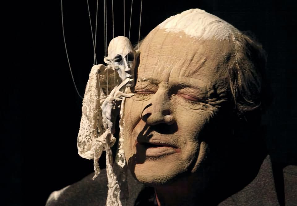 FIMFA's tweet image. Workshop Projeto Funicular - Teatro São Luiz ! NOVOS FIOS: UM TEATRO DE TRANSFORMAÇÃO / NEW STRINGS: A THEATRE OF TRANSFORMATION de/by Frank Soehnle (DE) 5 a 7 Dez  𝗜𝗻𝘀𝗰𝗿𝗶𝗰̧𝗼̃𝗲𝘀 𝗔𝗯𝗲𝗿𝘁𝗮𝘀! 𝗥𝗲𝗴𝗶𝘀𝘁𝗿𝗮𝘁𝗶𝗼𝗻𝘀 𝗮𝗿𝗲 𝗼𝗽𝗲𝗻!
+Info: tarumba.pt/2025/pt/tarumb…