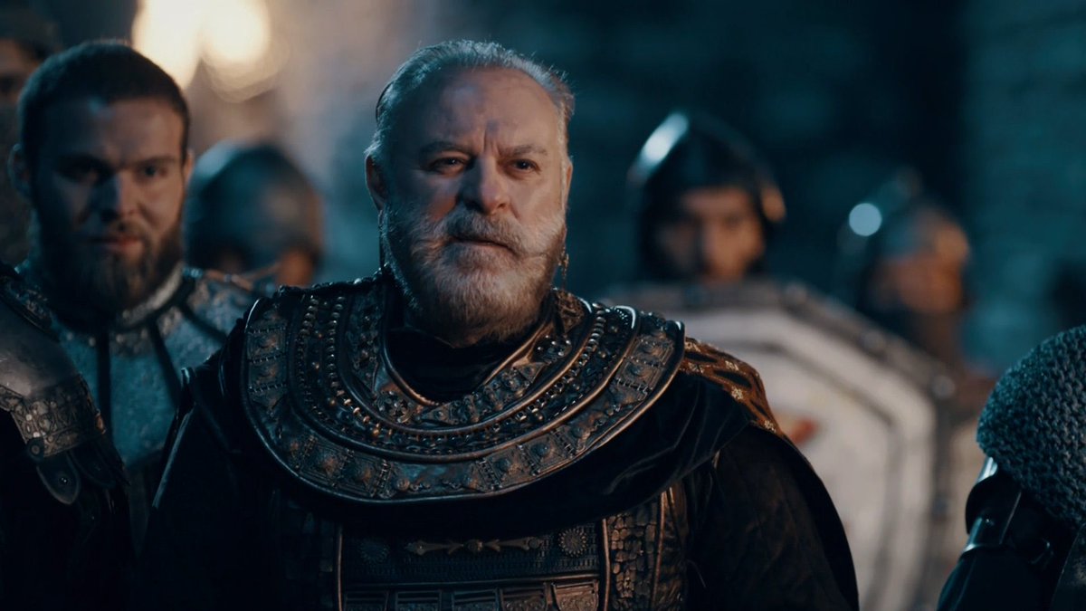 Toyda kılıçlar değil, kararlar keskin olacak! ⚔️ #KuruluşOrhan