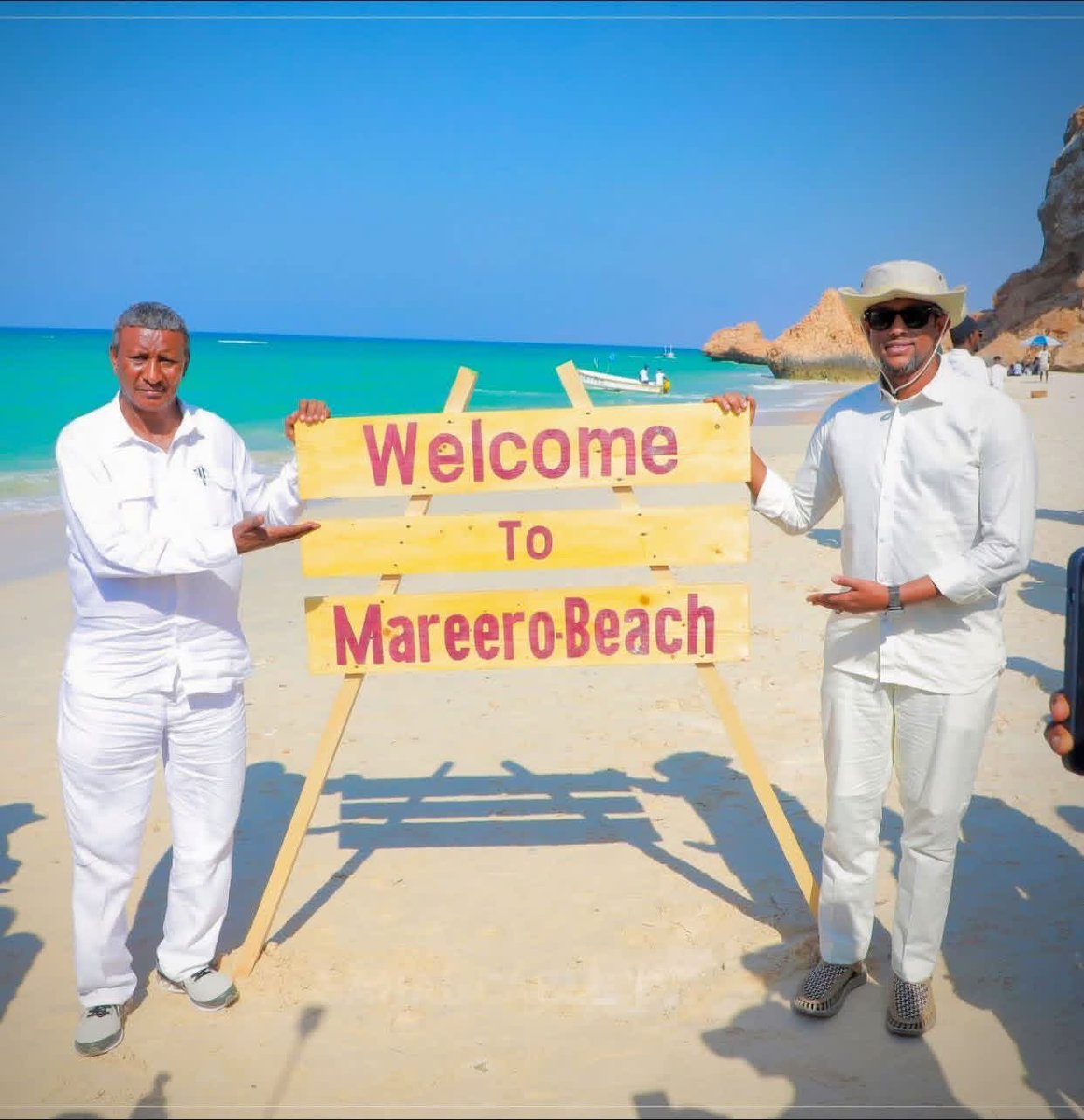 Deegaan Xeebeedka Mareero Waxay Sanadkan Nasiib uyeelatay inaan ku Qabano Bandhigga Dalxiiska Puntland.

#MareeroBeach #Bosaso #PuntlandTourism #PeaceAndStability