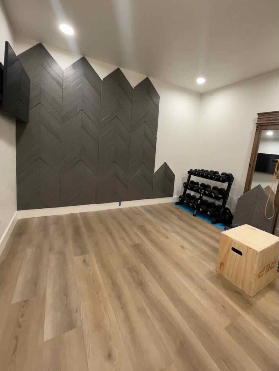 barron_designs's tweet image. urn your home gym into a space that motivates. 💪✨ Our custom Chevron Faux Wood Wall Panels from Barron Designs install with ease—interlock, secure, and transform. No trimming needed, just bold design made to fit your wall.

#ChevronWall #AccentWallIdeas #HomeGymDesign