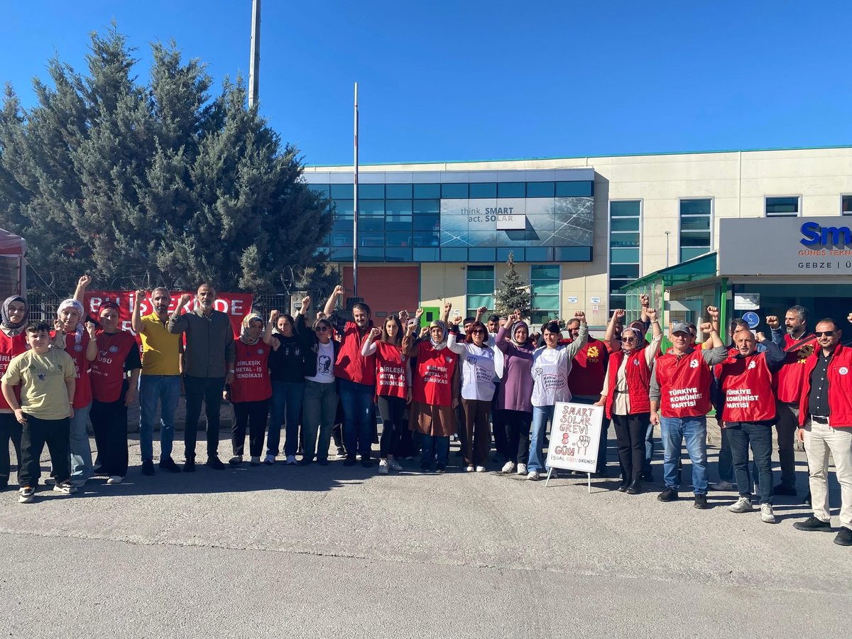 gebzeiscievi's tweet image. Grevlerinin 8. gününde olan Birleşik Metal-İş sendikasında örgütlü Smart Solar işçilerini ziyaret ettik.

Yaşasın emek mücadelesini sürdüren işçiler!

Yaşasın sınıf dayanışması!

#Gebze
#SmartSolar