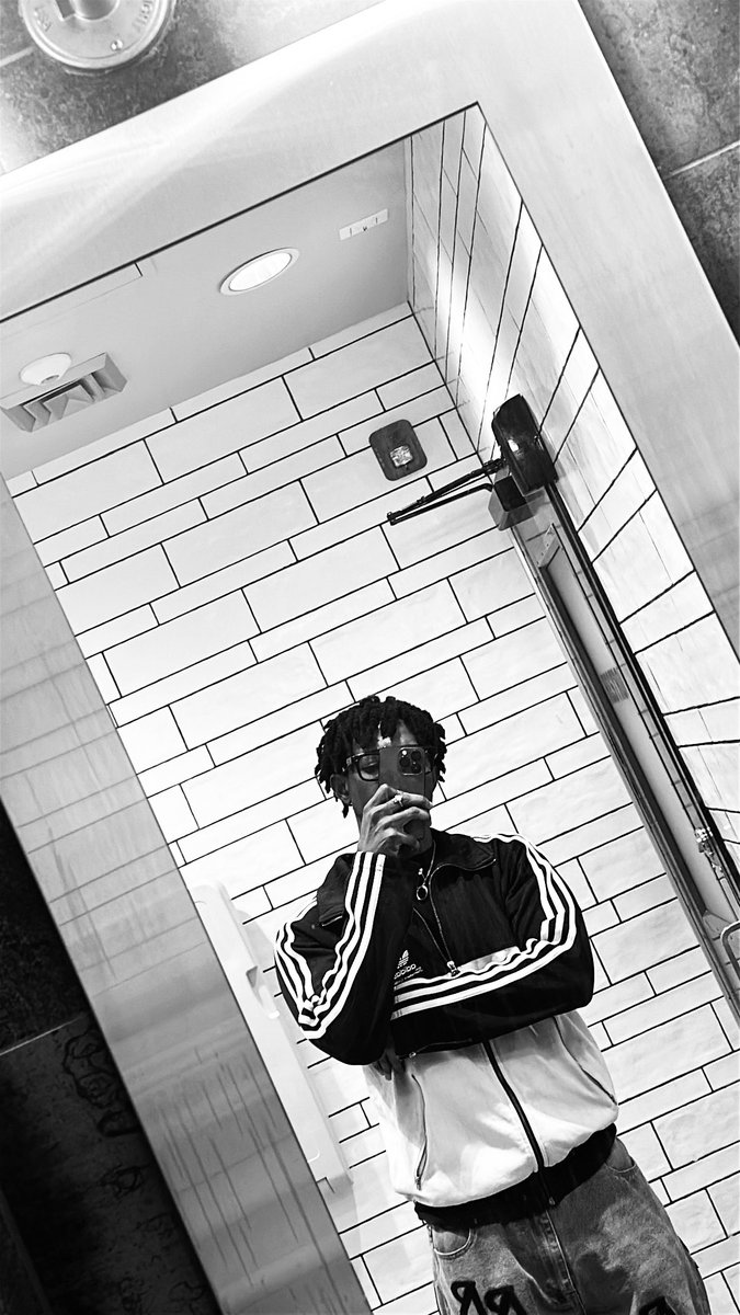 DatboyFelli's tweet image. 