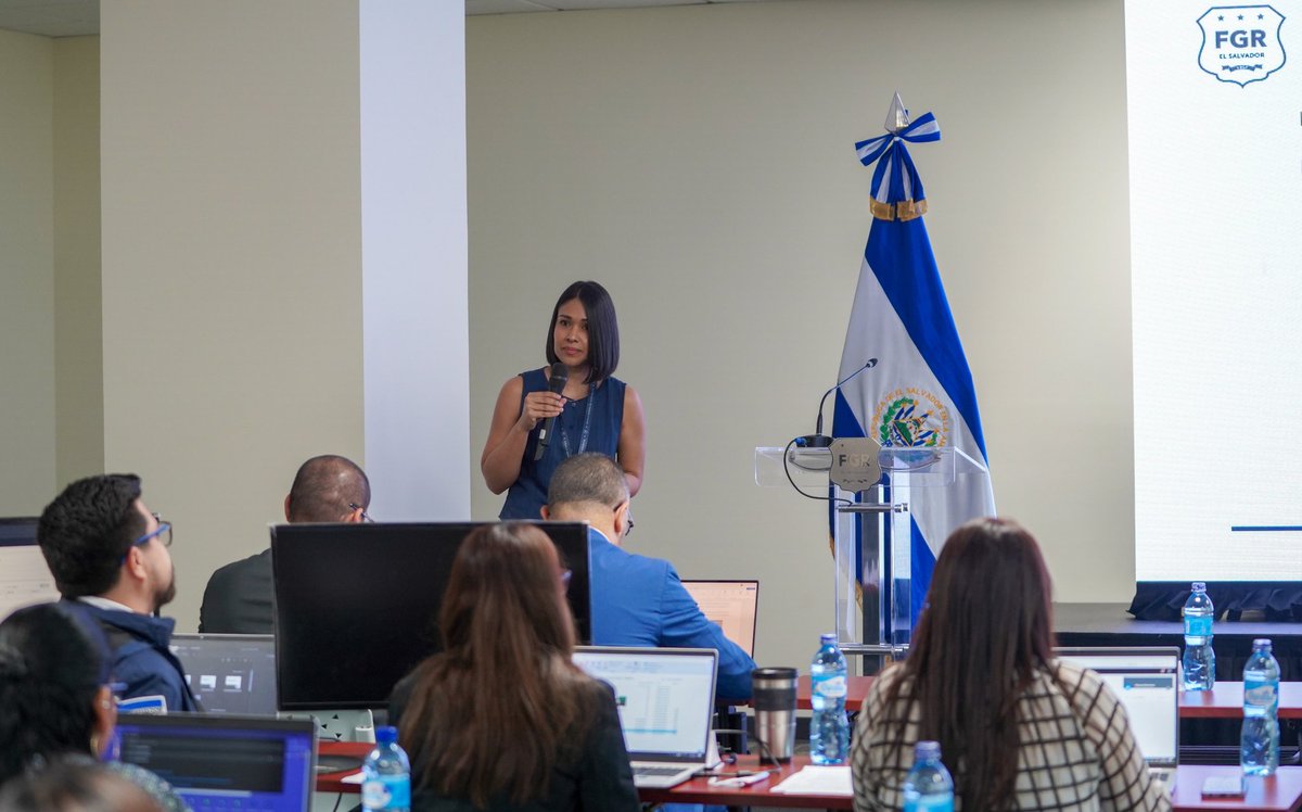 Fiscalía General de la República El Salvador tweet media