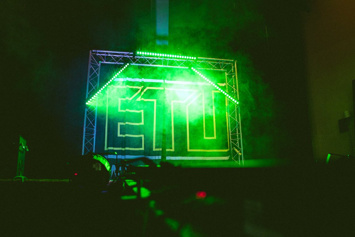 We still got A LOT  to announce for our Year 4 Celebration on 12/7. 

Let’s announce some talent today! 

📸: <a href="/IamDannyDarko/">ダニエル・ローマン</a>