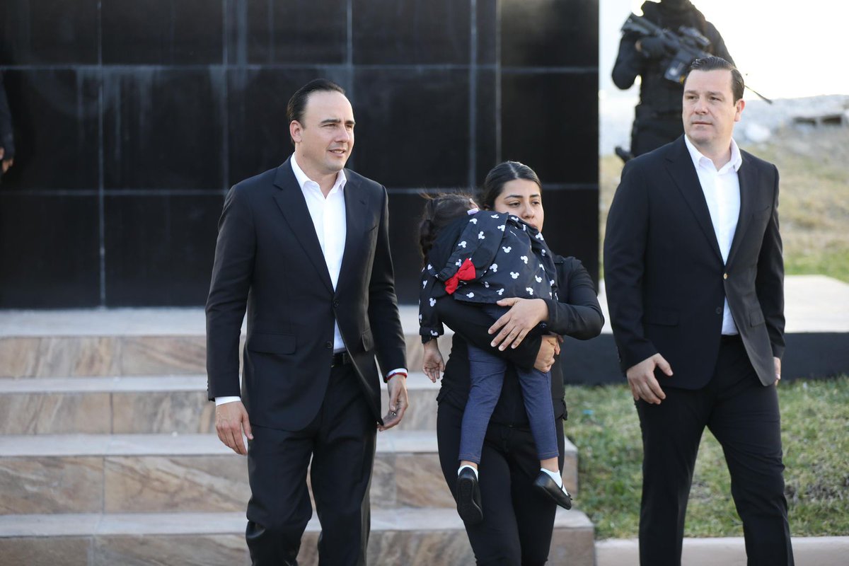 Homenaje Póstumo a Miguel Ángel Martínez, elemento de la Policía de Acción y Reacción (PAR), caído en el cumplimiento de su deber.