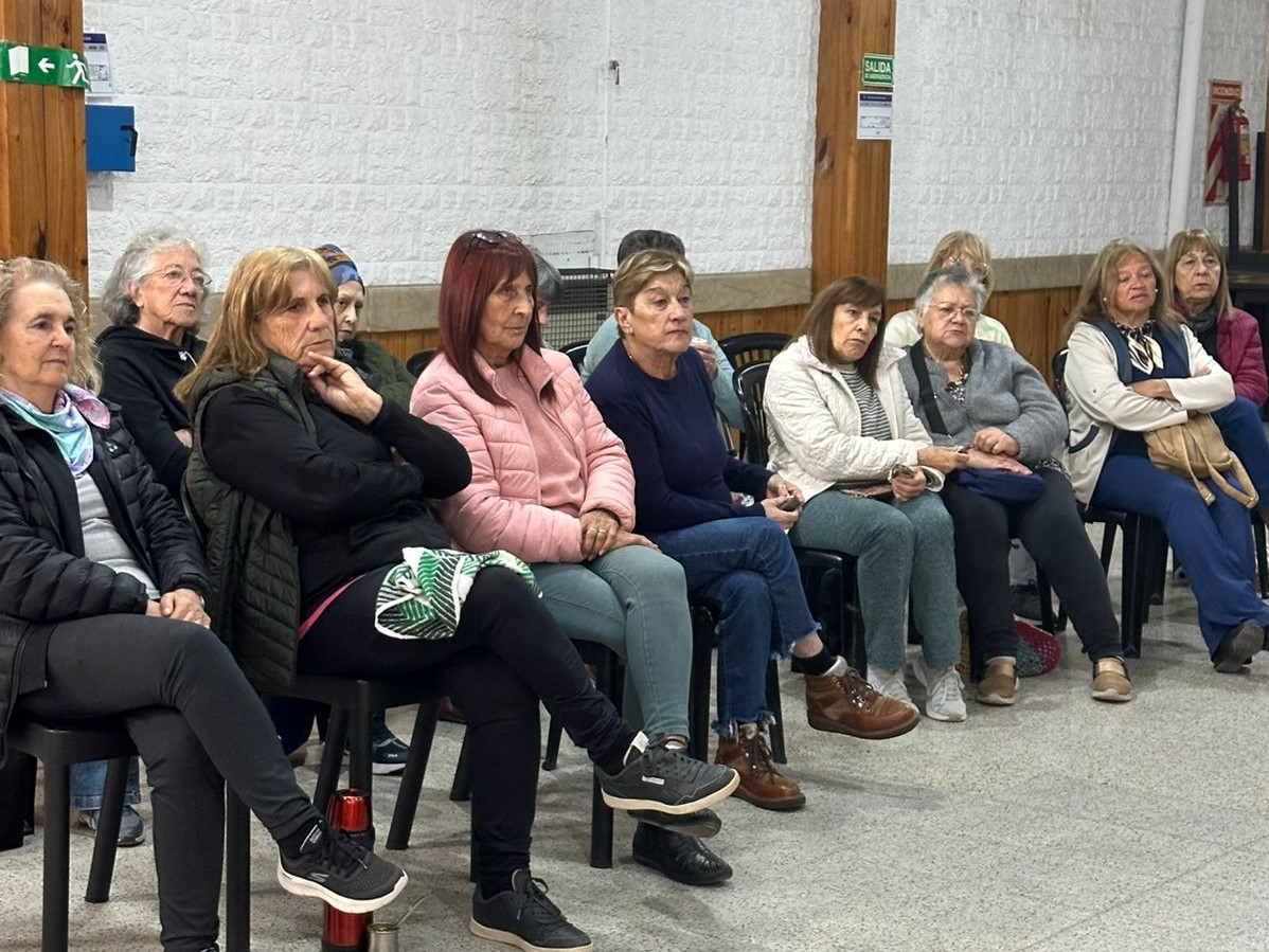 💗 Jornada de concientización sobre prevención de Cáncer de Mama | Región Saladillo

En el marco del mes de la concientización sobre el Cáncer de Mama, realizamos una jornada destinada a personas mayores afiliadas de la Región.

👉 A través del programa #IOMAaTuLado, continuamos