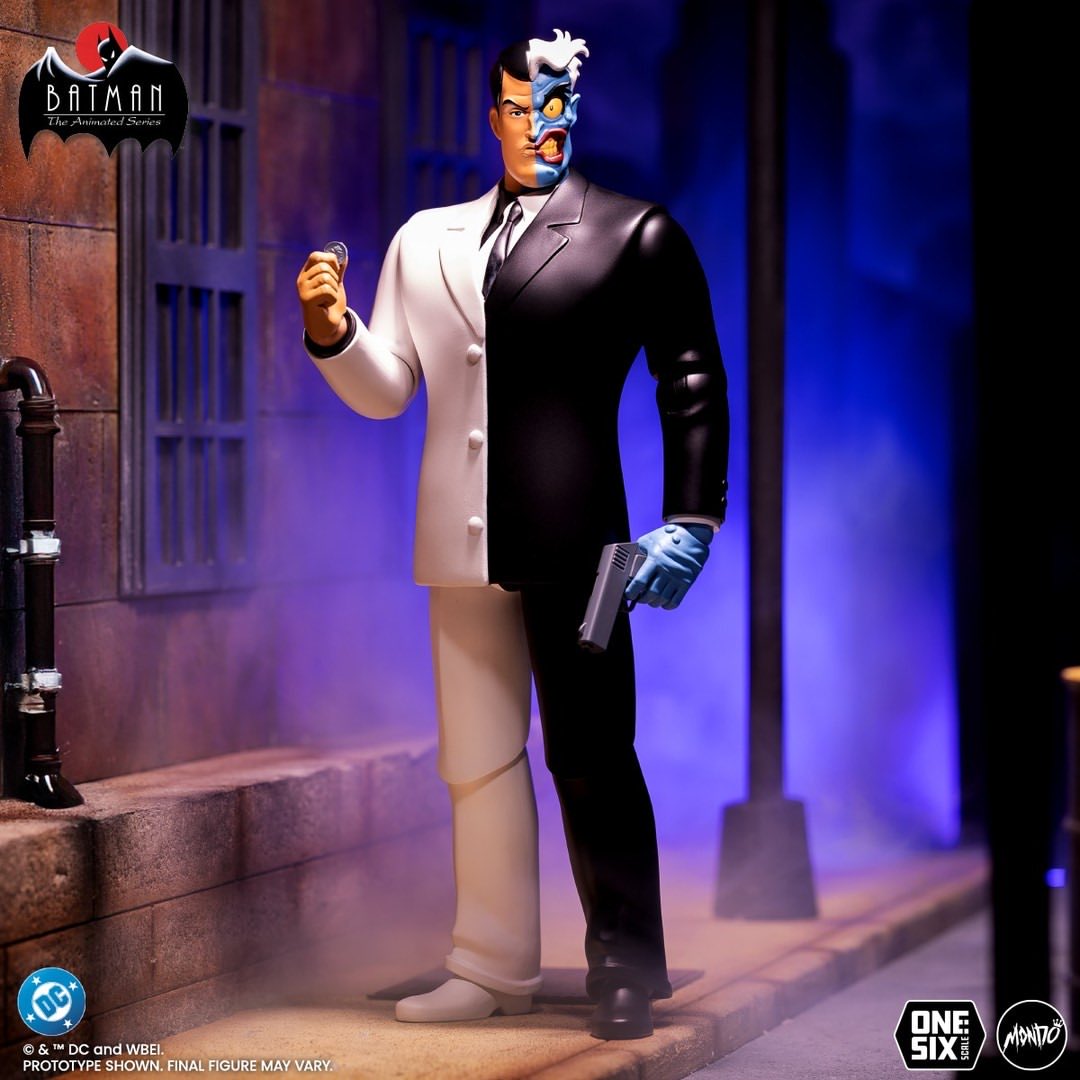 InPursuitofToys's tweet image. Mondo 1/6 scale Batman the Animated Series Two-Face. Preorder at the Mondo shop Tuesday 11/4 Noon ET. 

#mondo #batmantheanimatedseries #btas #batman #twoface #dccomics #actionfigures #toynews #toycollector #toycommunity #inpursuitoftoys