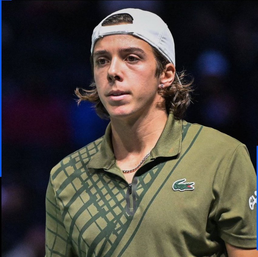 CazauxArthur's tweet photo. FIN DE PARCOURS AU ROLEX PARIS MASTERS POUR ARTHUR CAZAUX 🇨🇵 

Le n°15 mondial Alejandro Davidovich Fokina 🇪🇦 élimine le jeune français en 2 sets (7-6, 6-4).

Bon match d'Arthur mais l'Espagnol a été plus solide et mérite sa victoire. https://t.co/NPkqNeFd3W