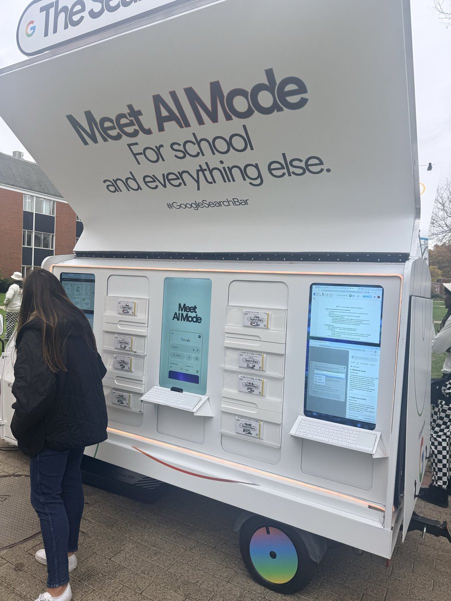 zimveryown's tweet image. Meet the future of searching 
#GoogleSearchBar #quinnipiacuniversity