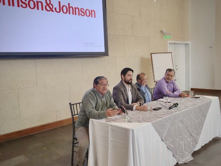 dajila81's tweet photo. Tuve el agrado de participar este fin de semana en el Taller sobre salud pública organizado en la ciudad de Quito por Janssen Ecuador. Fue el inicio de un nuevo camino a recorrer junto a Johnson&amp;Johnson, muchas gracias por la confianza! 

#johnson&amp;johnson https://t.co/T9vqfTAr7y