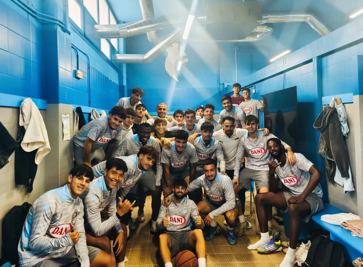 🤝⚽️ VISITAS A VESTUARIOS

🗣️ AFE explica los servicios del sindicato a las plantillas del Girona FC 'B', UE Vilassar de Mar y RCD Espanyol 'B'.

¡Gracias por hacernos llegar vuestras inquietudes, compañeros!