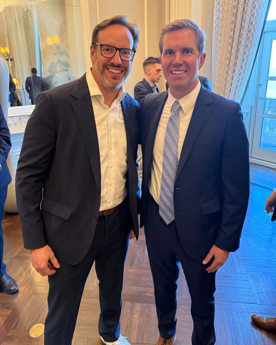 Kelly Dietrich tweet media