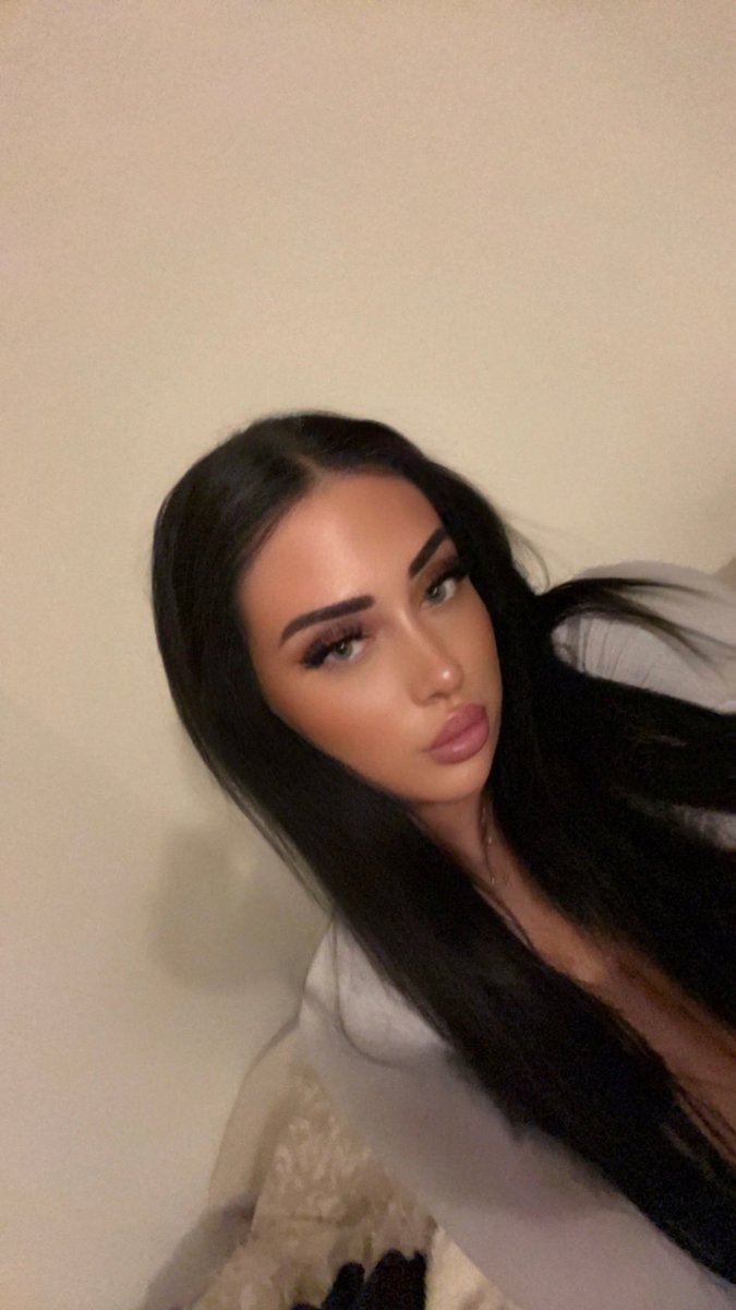 Anais 🌺 tweet media