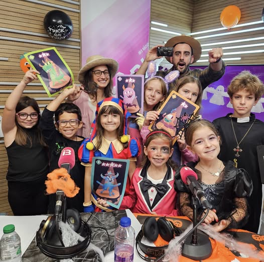 IWUj1K.short.gy/JocCapturaCria… ⬅️ Preparats per descobrir 🔎 criatures màgiques ✨️ mallorquines❓️

En Marc Salas i na Llucia Serra varen fer la versió radiofònica 📻 del joc Captura Criatura al programa <a href="/NoVenimAmbMnl/">No Venim Amb Manual IB3</a> 

Podeu escoltar-lo 🎧 al link! ☝️

vkm.is/cucarell