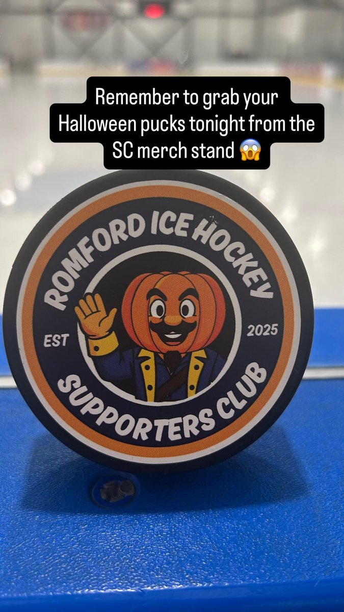 🎃🏒 Romford Raiders Halloween special edition pucks available TONIGHT — limited stock, grab yours before they vanish! 👻🔥 #RomfordRaiders #HalloweenSpecial #HockeyMerch