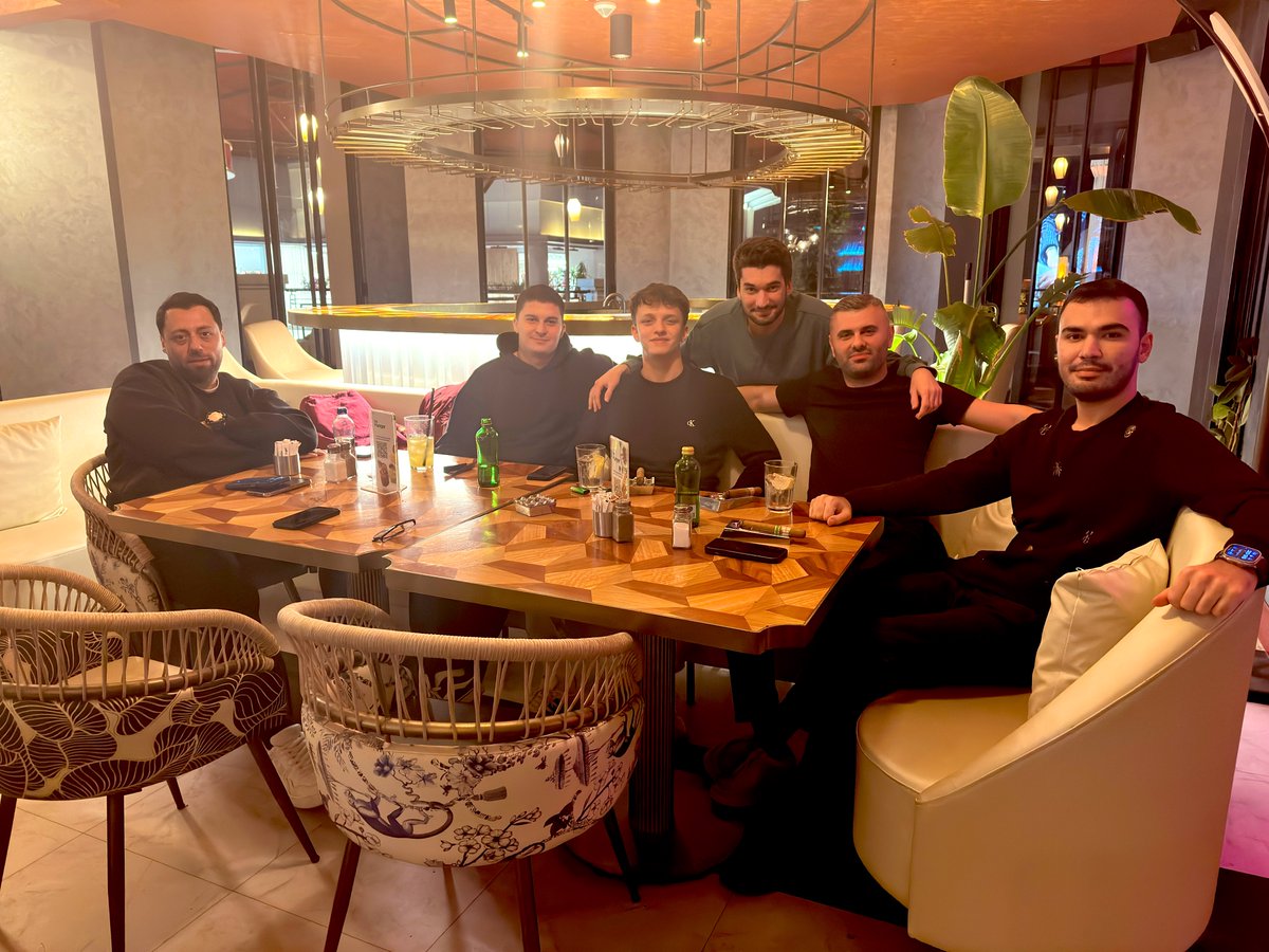 Ekip toplandı 🔥🔥🔥
<a href="/benvarkeen/">ZGO</a> <a href="/emrenalbant90/">Emre NALBANT</a> <a href="/DerinTunaman/">Derin Tunaman</a> <a href="/orcun_yigitt/">Orçun Yiğit</a> <a href="/Burakalemun1/">Burakalemun 🇮🇹</a> <a href="/yavuzulusoyy/">motive enjoyer</a>