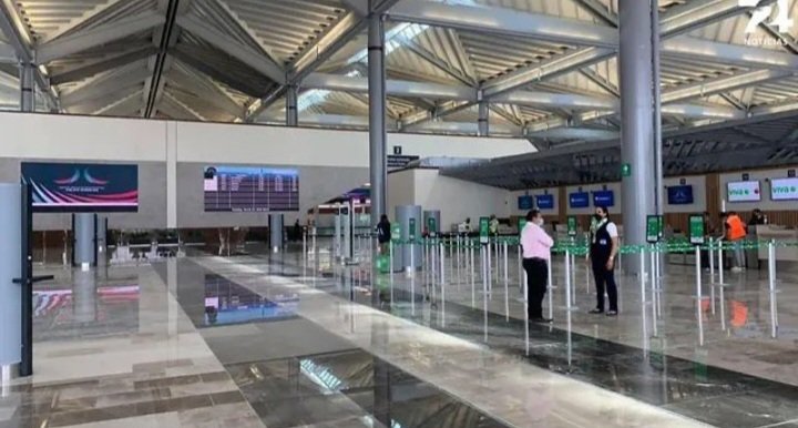 Les presento el segundo aeropuerto más mmlón del mundo (según los chair0s) creación del Lic. Andrés Manuel KKS Obrador. 

Una pregunta: ya que los vuelos valieron vrga. ¿Para qué se puede utilizar ese lugar?
