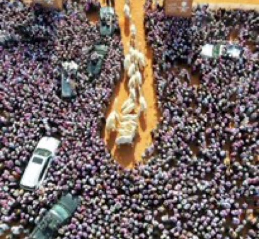 4rxi8's tweet image. يكفي من الماضي امجاد ابن هادي
ويكفي من الحاضر ابن جخدب منا .

اكبر حضور في النسخة التاسعة وفي المزاينات وفي النسخة العاشرة بيجي دبل هالحضور وجمهور ابن جخدب محد يجي مثله في الواقع او المواقع ولازال هالحضور بذاكرتهم .

#ابن_جخدب | @Bnjkdb